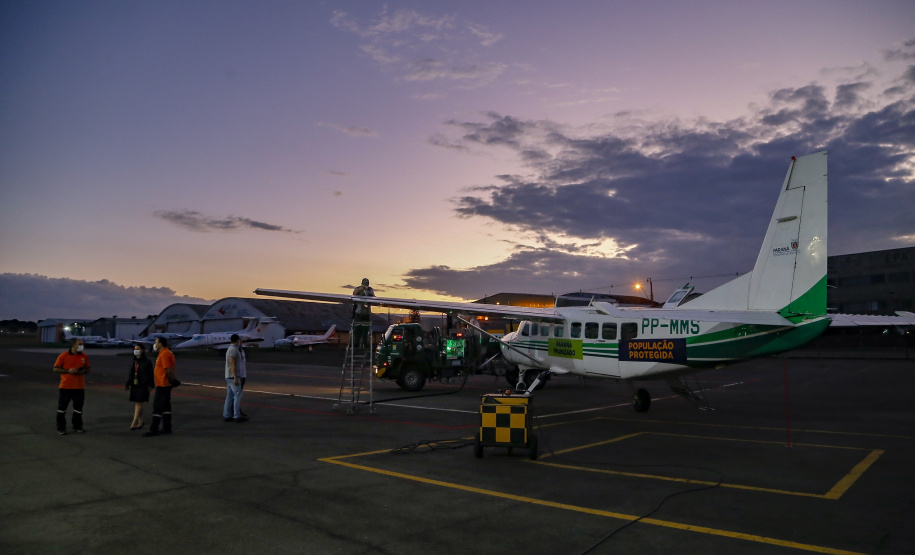 Paraná distribui novo lote e começa a vacinar idosos com mais de 75 anos.
Foto Gilson Abreu/AEN