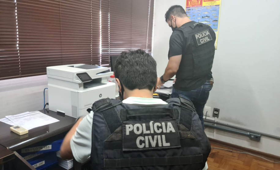 Mais de 710 policiais civis, auditores das receitas e peritos desmantelaram um esquema bilionário de sonegação nos estados do Paraná, Minas Gerais, São Paulo e Espírito Santo, nesta terça-feira (16).  Foto:SESP