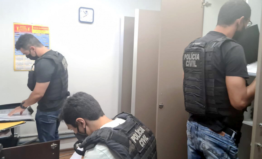 Mais de 710 policiais civis, auditores das receitas e peritos desmantelaram um esquema bilionário de sonegação nos estados do Paraná, Minas Gerais, São Paulo e Espírito Santo, nesta terça-feira (16).  Foto:SESP