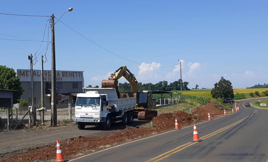 O Departamento de Estradas de Rodagem do Paraná (DER/PR) deu início à obra de adequação de trechos com curvas acentuadas da rodovia PR-562, entre o município de Coronel Vivida e o distrito de Vista Alegre, na região Sudoeste do estado. - Curitiba, 17/03/2021 - Foto: Divulgação DER