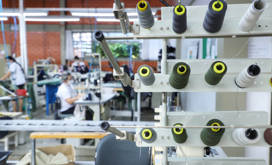 73,1% dos municípios do Paraná tiveram saldo positivo de empregos em janeiro
.José Fernando Ogura/AEN