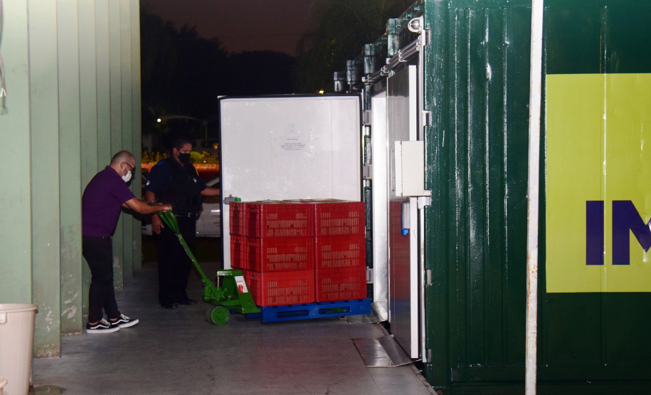 O Governo do Estado começa a distribuição da uma nova remessa de vacinas contra o coronavírus nesta quinta-feira (18). - Foto: Américo Antonio/SESA