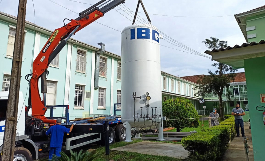 O Hospital Regional São Sebastião da Lapa passa a contar com um reservatório de oxigênio líquido com capacidade de 4.300 metros cúbicos. A instalação do equipamento faz parte da estruturação que a Secretaria Estadual da Saúde vem fazendo desde o final de 2020 na instituição.  - Curitiba, 17/03/2021  -  Foto: Divulgação SESA