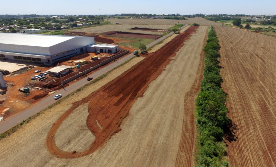 Obras da Perimetral Leste de Foz do Iguaçu avançam em três pontos do projeto. Foto:DER