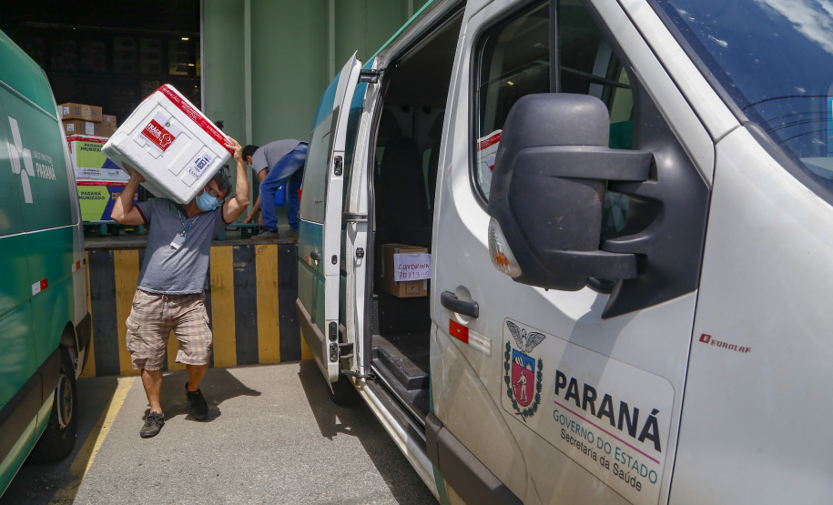 18.03.2021 - Disttribição de vacinas para o interior do estado.
Foto: Gilson Abreu/AEN