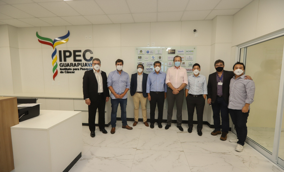 Vale do Genoma O Governo do Paraná lanca o Vale do Genoma, um polo de startups voltado para saúde e genética. Pioneiro no Brasil e no mundo, o projeto será instalado em Guarapuava, no Centro-Sul do Estado. Visita ao IPEC - Instituto para Pesquisa do Cancer. 18/03/21 - Foto: Geraldo Bubniak/AEN
