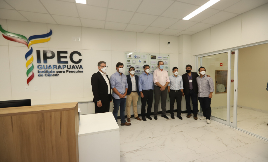 Vale do Genoma O Governo do Paraná lanca o Vale do Genoma, um polo de startups voltado para saúde e genética. Pioneiro no Brasil e no mundo, o projeto será instalado em Guarapuava, no Centro-Sul do Estado. Visita ao IPEC - Instituto para Pesquisa do Cancer. 18/03/21 - Foto: Geraldo Bubniak/AEN