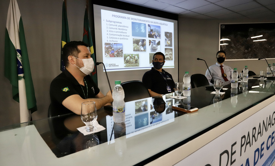 A Portos do Paraná compartilha com a Polícia Federal os dados obtidos nos 27 programas de monitoramentos ambientais. As informações colaboram com a operação ?30 Days at Sea 3.0? (30 Dias no Mar) da International Criminal Police Organization - INTERPOL. A ação envolve cerca de 60 países e tem como foco principal o combate à poluição marítima. - Curitiba, 19/03/2021 - Foto: Claudio Neves/Portos do Paraná