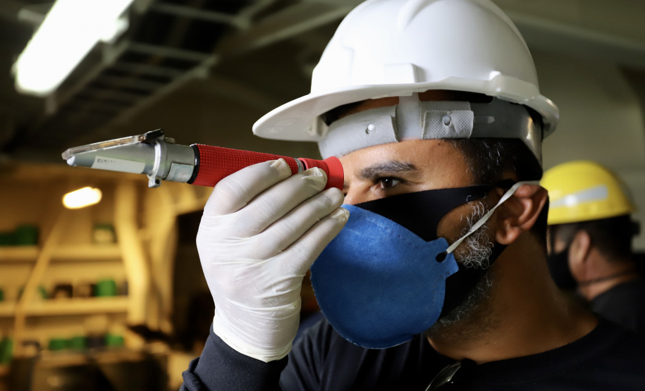 A Portos do Paraná compartilha com a Polícia Federal os dados obtidos nos 27 programas de monitoramentos ambientais. As informações colaboram com a operação ?30 Days at Sea 3.0? (30 Dias no Mar) da International Criminal Police Organization - INTERPOL. A ação envolve cerca de 60 países e tem como foco principal o combate à poluição marítima. - Curitiba, 19/03/2021 - Foto: Claudio Neves/Portos do Paraná