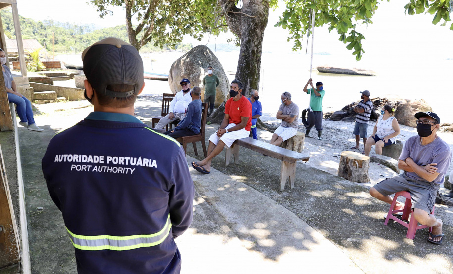 No Dia Mundial da Água, comemorado nesta segunda-feira (22), a Portos do Paraná reforça a importância dos cuidados com o recurso. A empresa pública desenvolve uma série de programas para preservação da água do mar e das baías de Paranaguá e Antonina.