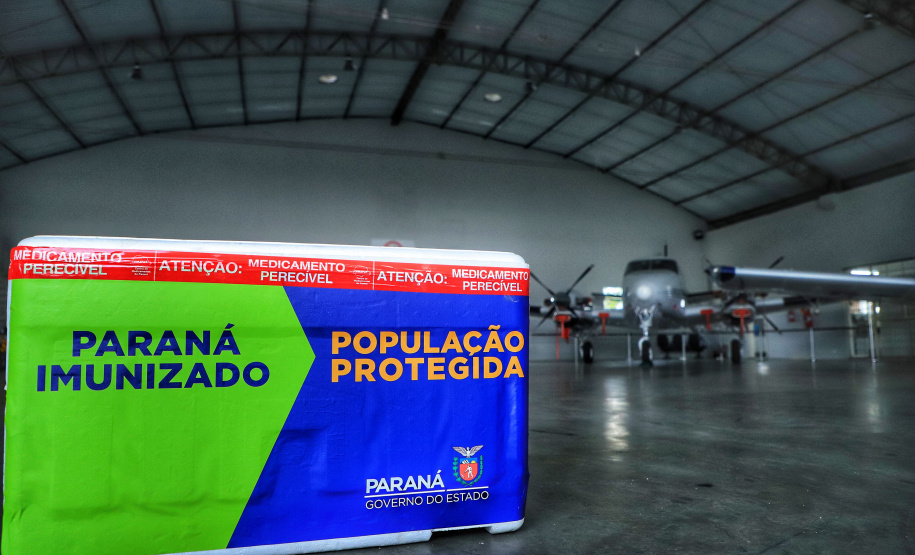 Distribuição de vacinas para as 22 Regionais de Saúde do Estado - Curitiba, 22/03/2021 - Foto: José Fernando Ogura/AEN