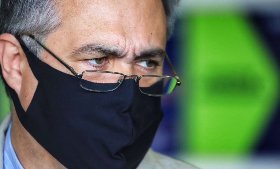 Distribuição de vacinas para as 22 Regionais de Saúde do Estado. Na foto, o secretário da Saúde Beto Preto - Curitiba, 22/03/2021 - Foto: José Fernando Ogura/AEN