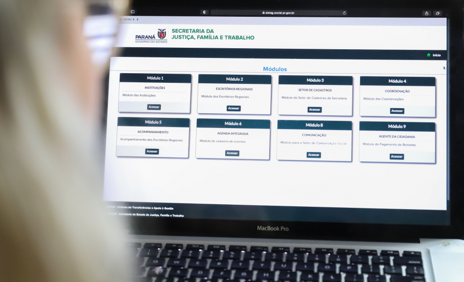 A Secretaria da Justiça, Família e Trabalho do Paraná (Sejuf) promove nesta quarta-feira, (24), das 09h às 12h, um treinamento direcionado as Organizações da Sociedade Civil de todo Paraná (OSCs) para capacitação no Sistema de Transferências e Apoio à Gestão (SISTAG).Foto: Geraldo Bubniak/AEN