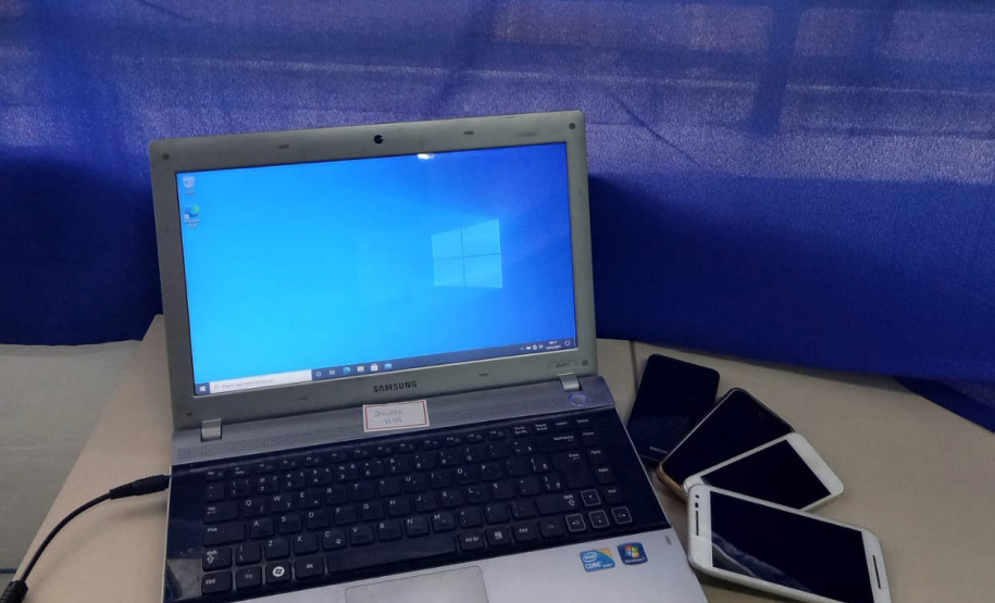 Com o início das aulas remotas em 2020, diversos colégios estaduais do Paraná arrecadaram aparelhos eletrônicos para que os estudantes pudessem participar do ensino virtual. - Foto: Divulgação SEED