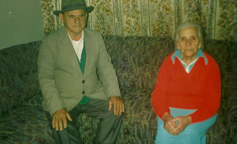 Primeira grande hidrelétrica do Paraná completa 90 anos de operação- O pioneiro Ernesto Afonso Alves e a esposa, Francisca Pereira Alves  -  Foto: Divulgação Copel
