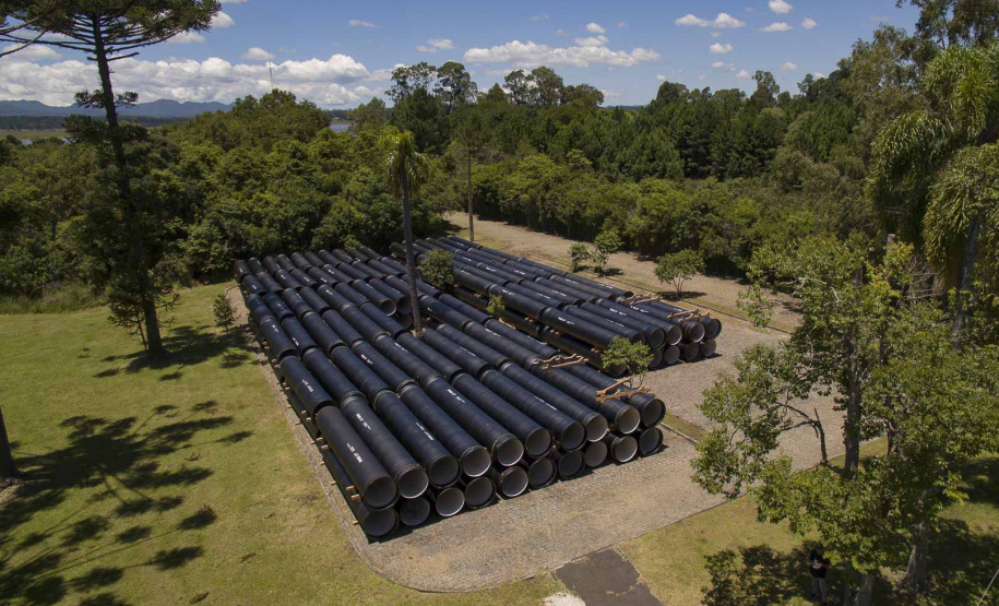 A Sanepar iniciou a obra de transposição do Rio Capivari, em Colombo, que irá incrementar 713 de água litros por segundo à Barragem do Iraí no Sistema de Abastecimento Integrado de Curitiba e Região Metropolitana (SAIC). - Foto: André Thiago/Divulgação Sanepar