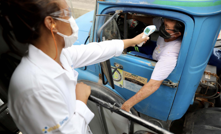 Portos do Paraná investe R$ 11 milhões e reforça controle sanitário na pandemia.