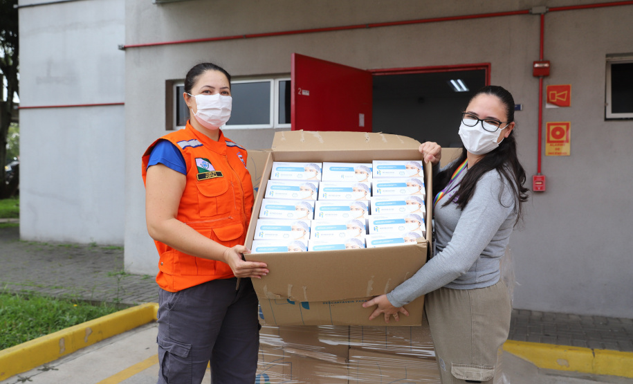 Entrega Mondelez A Mondelez Brasil faz a entrega de Kits Covid e de mascaras de proteçao para a Defesa Civil 24/03/2021 - Foto: Geraldo Bubniak/AEN