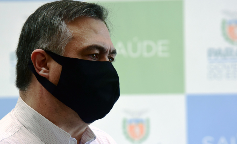 A Secretaria de Estado da Saúde (Sesa) recebeu nesta quarta-feira (24), ventiladores e monitores doados por entidades e iniciativa privada em apoio ao enfrentamento da Covid-19 no Paraná. As doações podem viabilizar a abertura de 40 a 70 leitos de UTI para reforçar o atendimento na pandemia. -  Curitiba, 24/03/2021  -  Foto: Américo Antonio/SESA