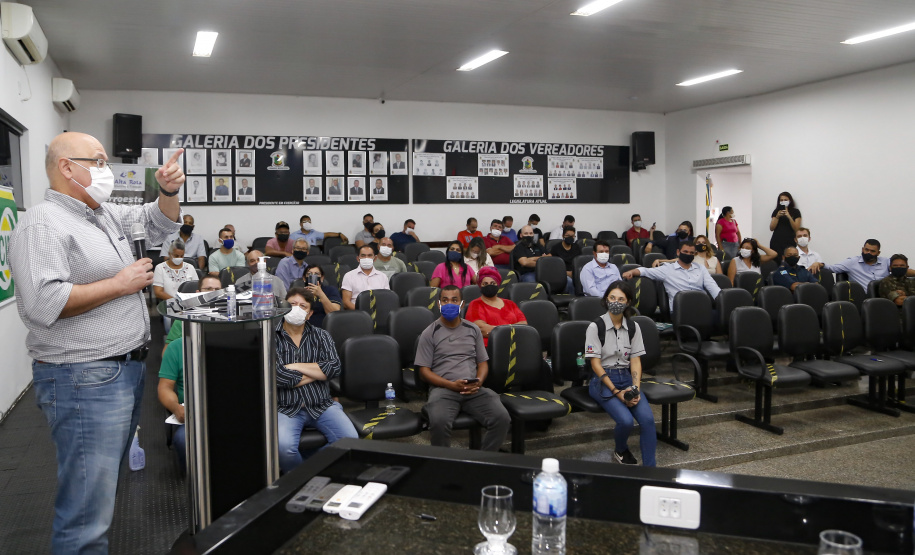 Comitiva da Nova Ferroeste visita Mundo Novo, no Mato Grosso do Sul. Os técnicos apresentaram na Câmara de Vereadores da cidade o estudo de demanda e traçado elaborado para a ferrovia.
 Foto Gilson Abreu/AEN