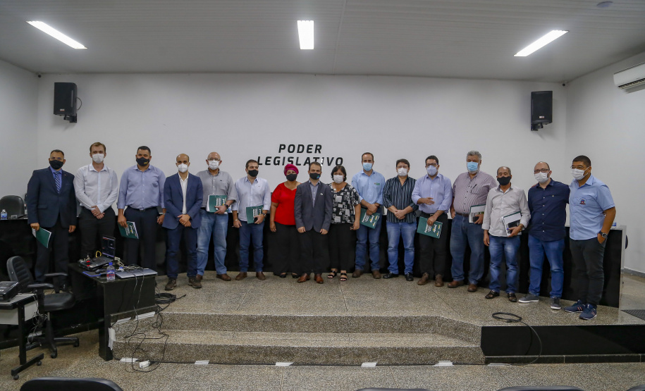 Comitiva da Nova Ferroeste visita Mundo Novo, no Mato Grosso do Sul. Os técnicos apresentaram na Câmara de Vereadores da cidade o estudo de demanda e traçado elaborado para a ferrovia.
 Foto Gilson Abreu/AEN