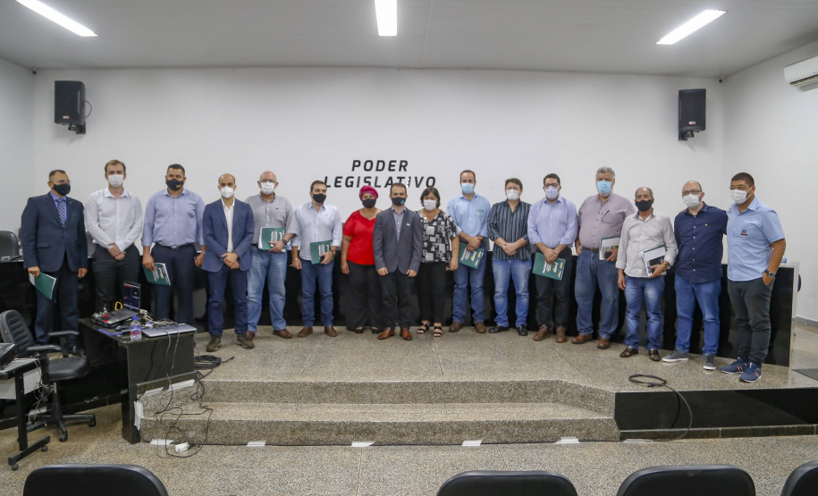Comitiva da Nova Ferroeste visita Mundo Novo, no Mato Grosso do Sul. Os técnicos apresentaram na Câmara de Vereadores da cidade o estudo de demanda e traçado elaborado para a ferrovia.
 Foto Gilson Abreu/AEN