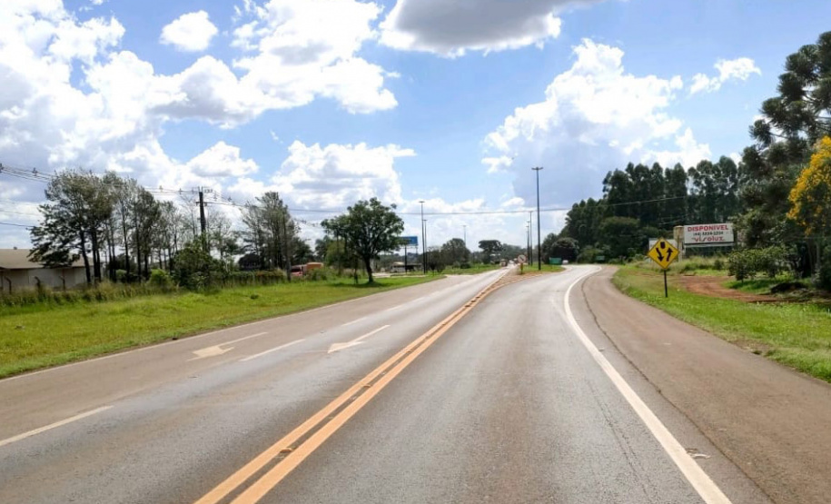 O Departamento de Estradas de Rodagem do Paraná (DER/PR) realizou nesta quinta-feira (25) a abertura dos envelopes com documentos de habilitação da licitação para duplicar 5,81 quilômetros da BR-277 em Cascavel, na região Oeste do Paraná. - Curitiba, 25/03/2021 - Foto: Divulgação DER