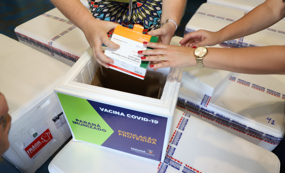 Paraná começa a imunizar idosos com mais de 65 anos
. Foto: Ari Dias/AEN