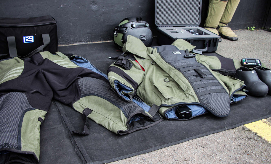 26-03-2021 Entrega de Equipamento ao Esquadrão Antibomba - BOPE Curitiba, 26 de março de 2021. Entrega de Equipamento ao Esquadrão Antibomba - BOPE