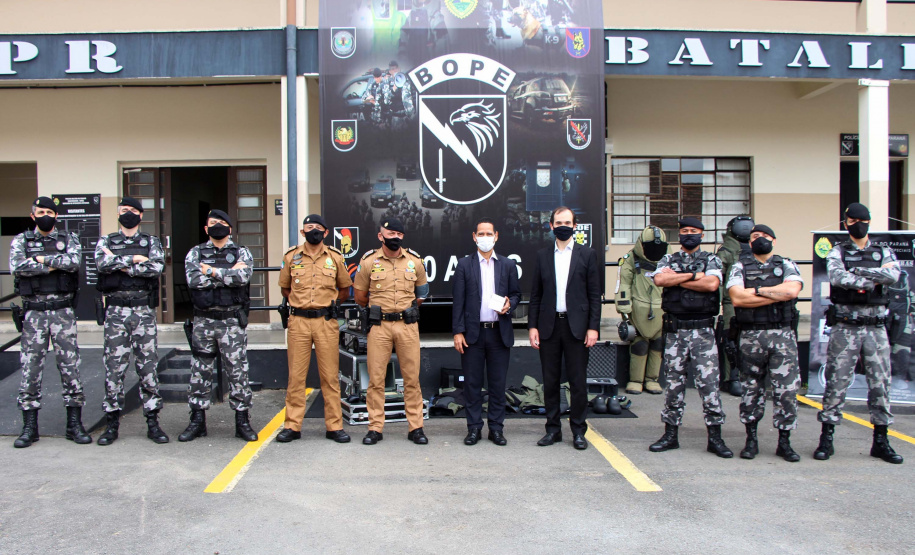 26-03-2021 Entrega de Equipamento ao Esquadrão Antibomba - BOPE Curitiba, 26 de março de 2021. Entrega de Equipamento ao Esquadrão Antibomba - BOPE