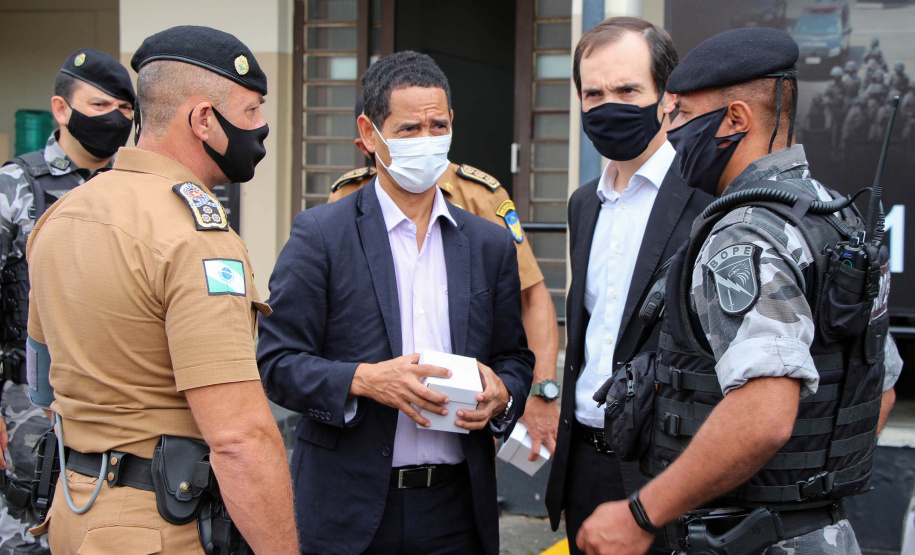 26-03-2021 Entrega de Equipamento ao Esquadrão Antibomba - BOPE Curitiba, 26 de março de 2021. Entrega de Equipamento ao Esquadrão Antibomba - BOPE