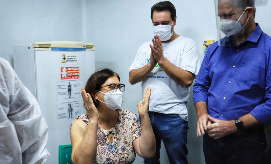 O governador Carlos Massa Ratinho Junior, participa neste domingo (28) da imunização em grupos prioritários em Apucarana. Foto: JJose Fernando Ogura/AEN