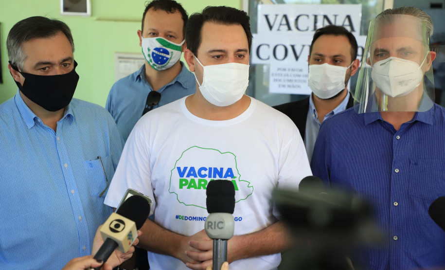 O governador Carlos Massa Ratinho Junior, participa neste domingo (28) da imunização em grupos prioritários em Apucarana. Foto: JJose Fernando Ogura/AEN