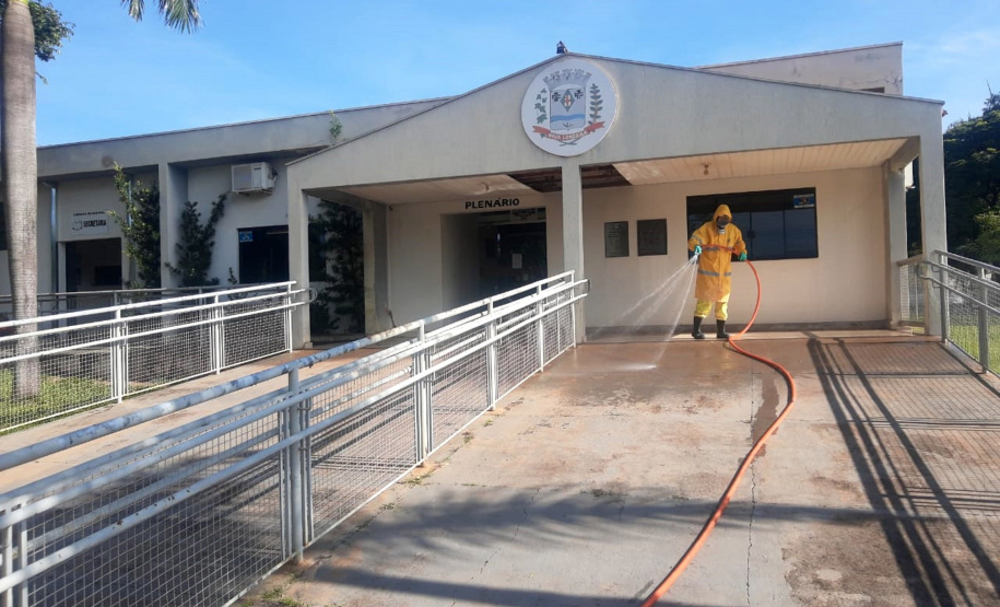 A Sanepar intensificou neste mês o trabalho de desinfecção de locais públicos na região de Paranavaí. As ações foram realizadas às sextas-feiras e sábados nas cidades de Alto Paraná, Nova Londrina, Diamante do Norte, Paranavaí, Paranacity e Cruzeiro do Sul.  -  Curitiba, 29/03/2021  -  Foto: Divulgação Sanepar