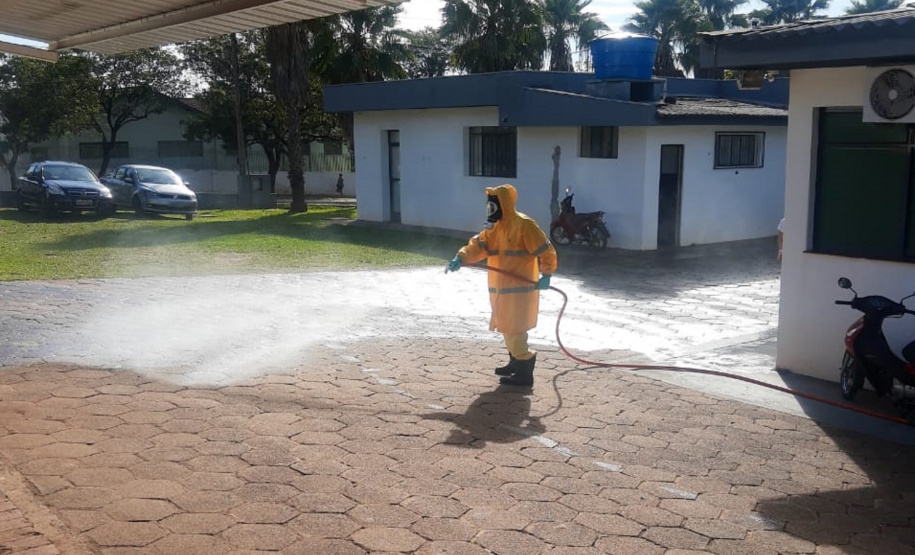 A Sanepar intensificou neste mês o trabalho de desinfecção de locais públicos na região de Paranavaí. As ações foram realizadas às sextas-feiras e sábados nas cidades de Alto Paraná, Nova Londrina, Diamante do Norte, Paranavaí, Paranacity e Cruzeiro do Sul.  -  Curitiba, 29/03/2021  -  Foto: Divulgação Sanepar
