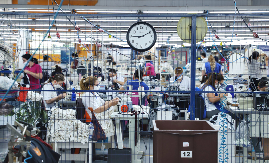 Com 41,6 mil empregos formais em fevereiro, Paraná lidera no Sul e é o 3º do País