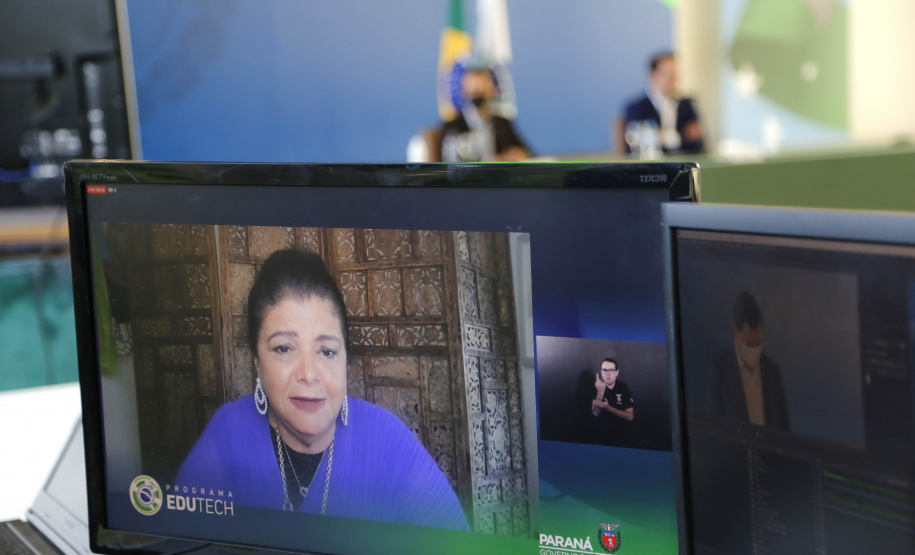 O governador Carlos Massa Ratinho Junior e o secretário estadual da Educação e do Esporte, Renato Feder, lançam o EduTech, um programa que oferece aos alunos da rede estadual cursos gratuitos de programação, games e animação. Foram 65 mil estudantes inscritos, formando 689 turmas.Foto: Jonathan Campos/AEN