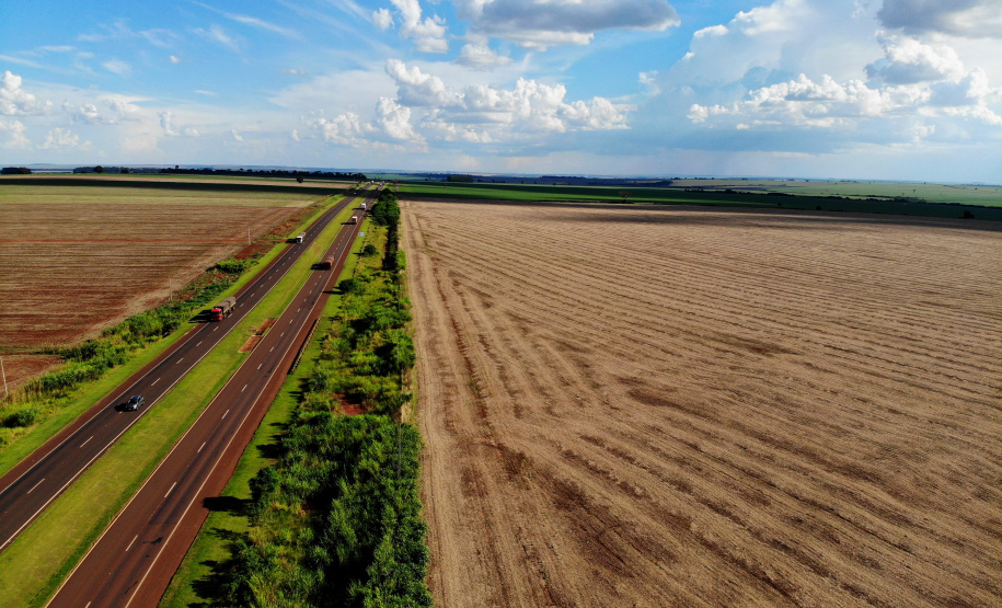 23.03.2021 - Visita do grupo tecnico da nova ferroeste segundo ponto onde vai passar a nova ferrovia em Caarapá-ms.
Foto Gilson Abreu/AEN