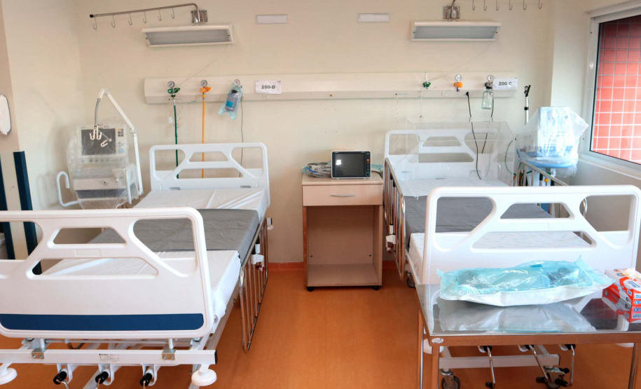 A atuação da comunidade portuária também foi essencial para transformar a estrutura de atendimento do hospital de referência no atendimento à Covid no Litoral. Foram R$ 25 milhões doados para comprar equipamentos para leitos de UTI e pronto socorro.Foto: Claudio Neves