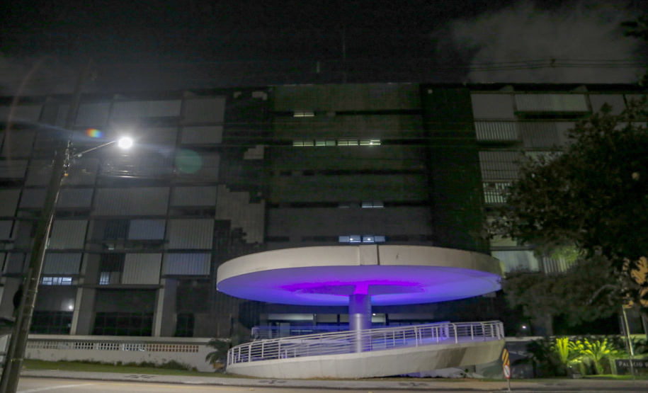 02.04.2021 - Iluminação especial pelo Dia Mundial de Conscientização do Autismo  -  Foto Gilson Abreu/AEN