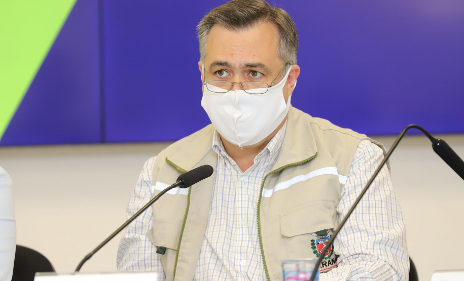 Coletiva Beto Preto Secretário estadual de Saúde, Beto Preto - Foto: Geraldo Bubniak/AEN