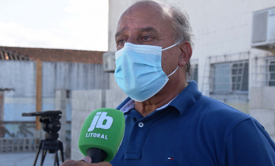 O secretário de Estado da Saúde, Beto Preto, visitou o Hospital Regional de Guaraqueçaba e as obras da maternidade anexa ao pronto socorro do município de Guaratuba nesta segunda-feira (5).
Foto: Américo Antonio/SESA