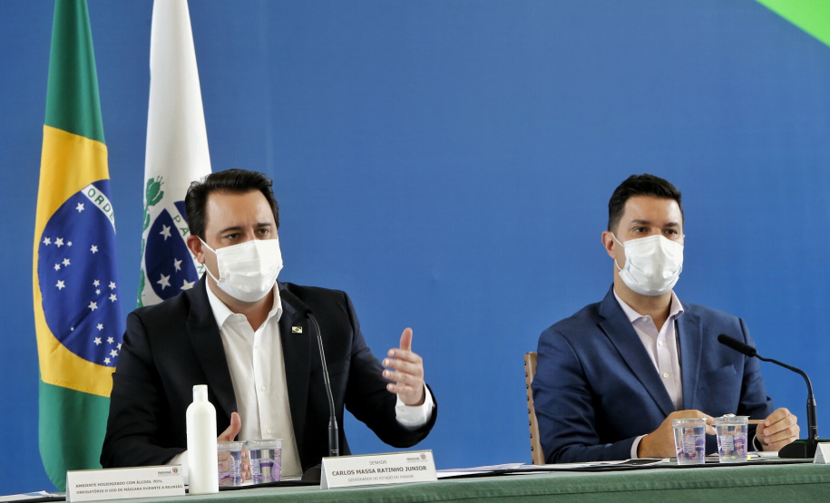 As pequenas e microempresas paranaenses dos segmentos mais afetados pela pandemia receberão um auxílio emergencial do Governo do Estado. O anúncio foi feito na manhã desta terça-feira (6) pelo governador Carlos Massa Ratinho Junior em um encontro com deputados estaduais, chefes de outros Poderes e representantes do setor produtivo. Foto:Gilson Abreu/AEN