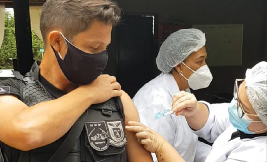 Governo do Estado inicia vacinação das forças de segurança pública - Curitiba, 07/04/2021 - Foto: Divulgação SESP-PR