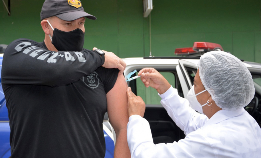 Governo do Estado inicia vacinação das forças de segurança pública - Curitiba, 07/04/2021 - Foto: Divulgação SESP-PR