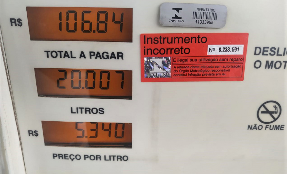 O Instituto de Pesos e Medidas do Paraná (Ipem-PR) participou da ação nacional comandada pelo Instituto Nacional de Metrologia, Qualidade e Tecnologia ? Inmetro, que fiscalizou bombas de combustíveis em todo país. - Curitiba, 07/04/2021 - Foto: IPEM