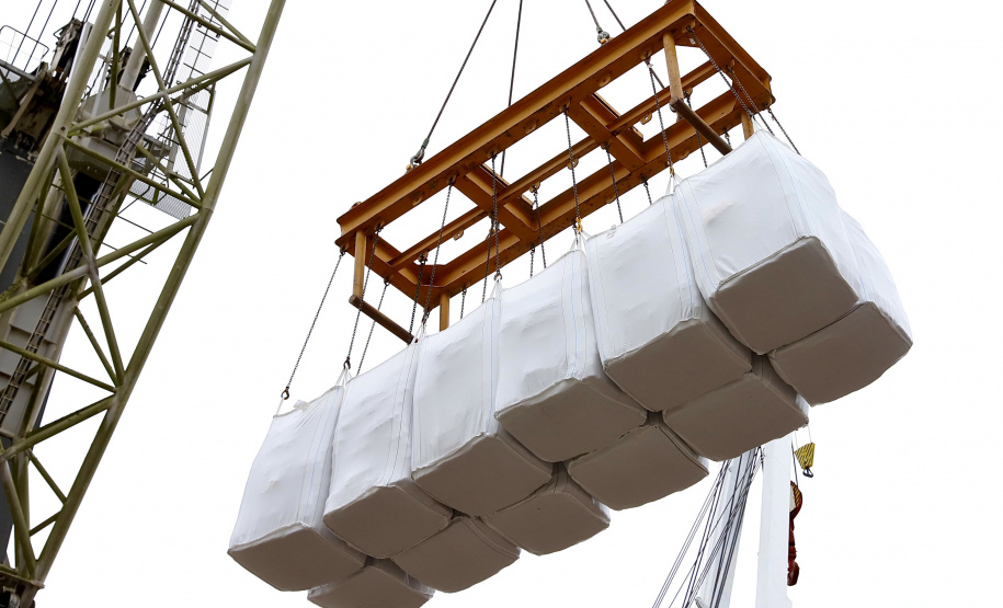 Operações inéditas são realizadas no Porto de Antonina