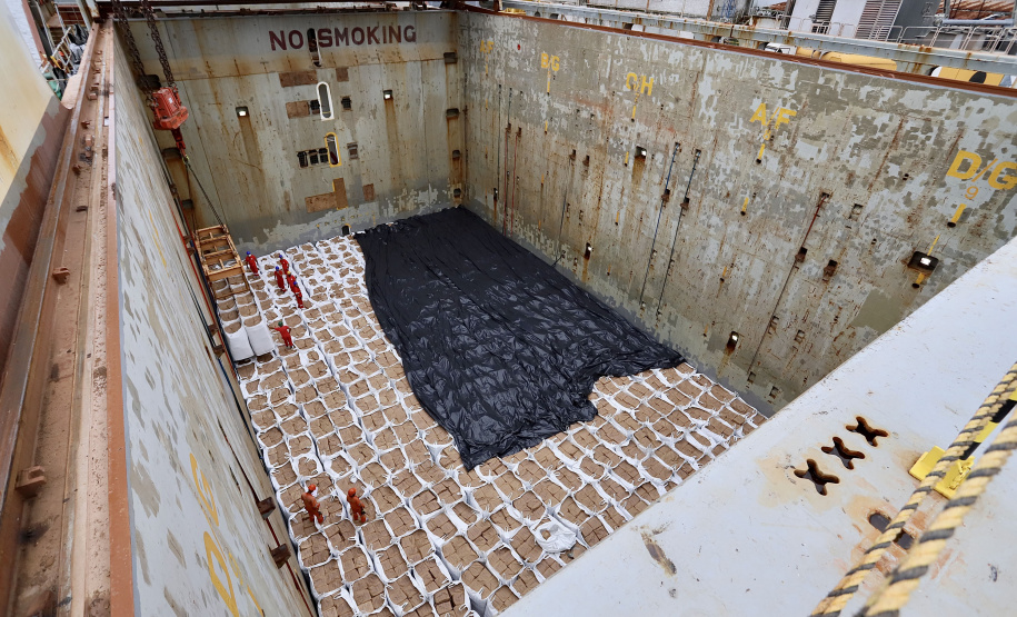 Operações inéditas são realizadas no Porto de Antonina