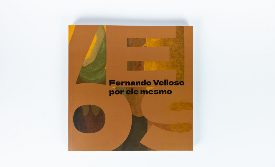 O Museu Oscar Niemeyer (MON) coloca à venda o catálogo da exposição ?Fernando Velloso por ele mesmo?, uma homenagem aos 90 anos de vida do artista curitibano. O catálogo está disponível na MON Loja online. -  Curitiba, 08/04/2021  -  Foto: Marcello Kawase/MON