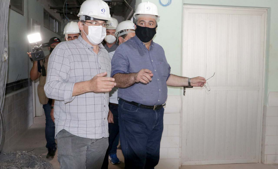 O secretário de Estado da Saúde, Beto Preto, vistoriou as obras do Hospital Regional de Toledo nesta quarta-feira (7). O Estado já investiu R$ 13 milhões e vai ofertar 69 leitos, sendo 26 cirúrgicos e 33 clínicos, além de dez Unidades de Terapia Intensiva (UTI). Foto:SESA